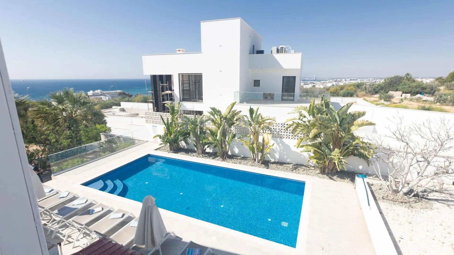 Rosie Villa Agia Napa Zypern